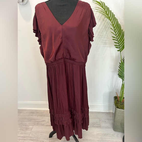 Plus Satin Flutter Sleeve Midi Dress - Picture 1 of 5